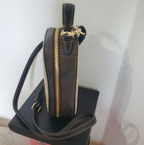 Coach Leather Crossbody - Picture 6 of 14